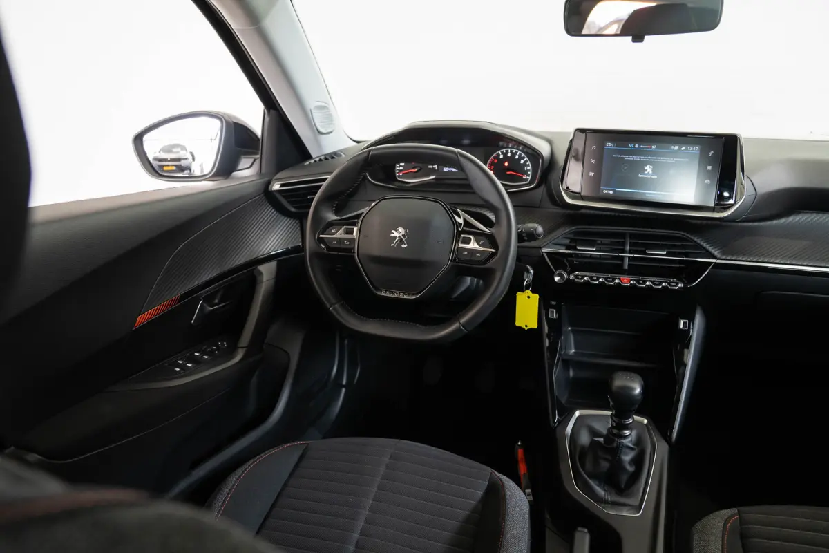 1.2 PureTech Active | Navigatie | Parkeersensoren | Apple Carplay & Android Auto | Bluetooth | Cruise Controle |