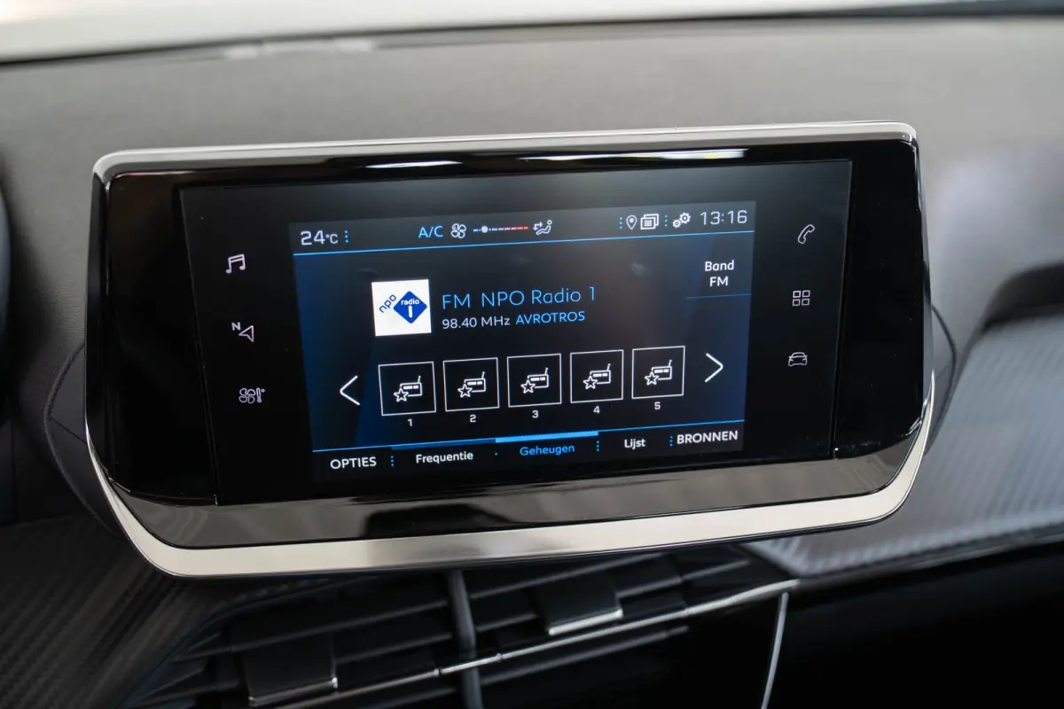 1.2 PureTech Active | Navigatie | Parkeersensoren | Apple Carplay & Android Auto | Bluetooth | Cruise Controle |