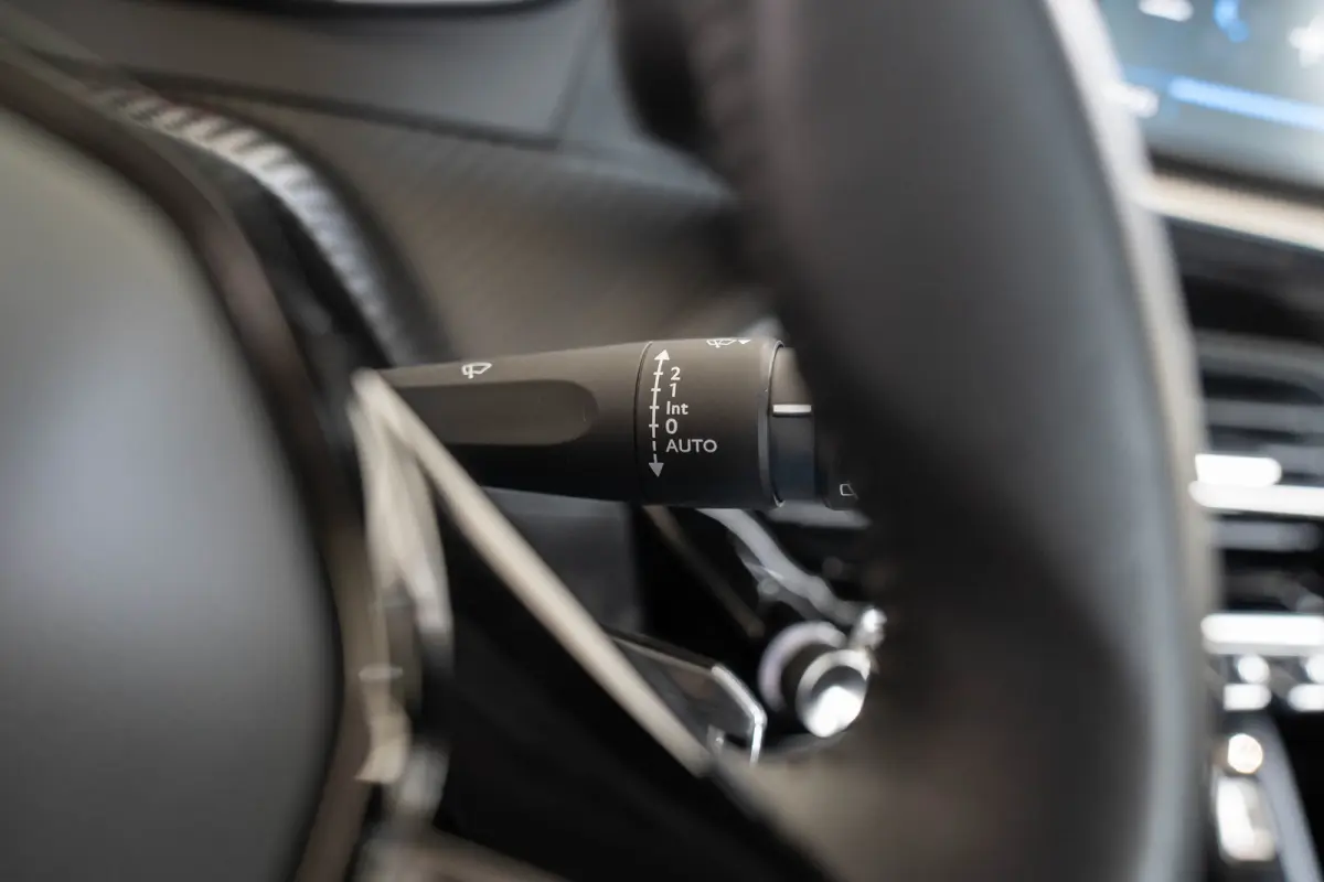 1.2 PureTech Active | Navigatie | Parkeersensoren | Apple Carplay & Android Auto | Bluetooth | Cruise Controle |