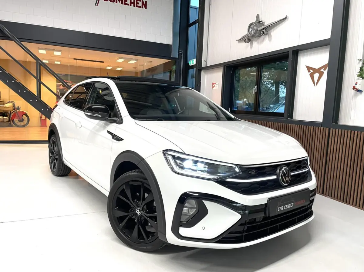 1.5 TSI R-Line Black Style/ Cam/ Pano/ IQ LED/ 18''LMV