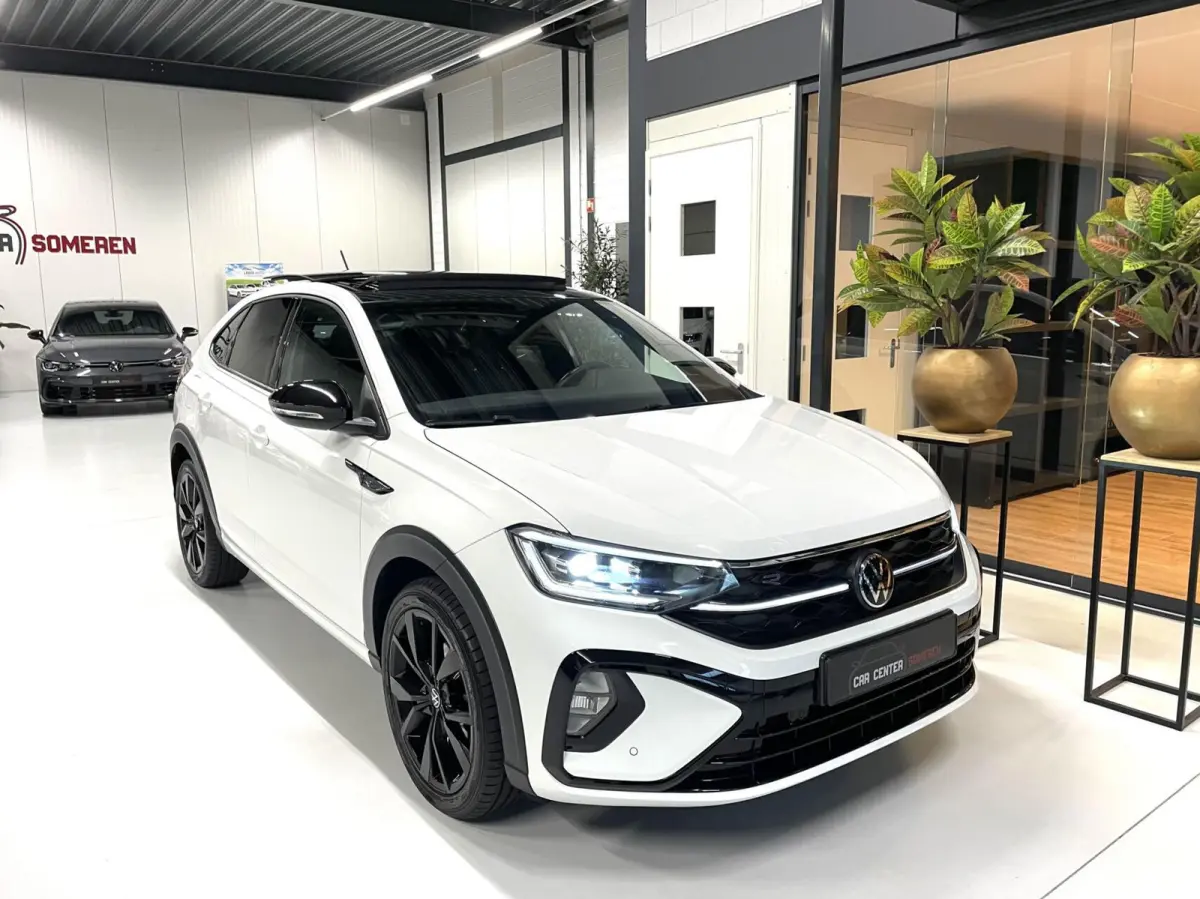 1.5 TSI R-Line Black Style/ Cam/ Pano/ IQ LED/ 18''LMV