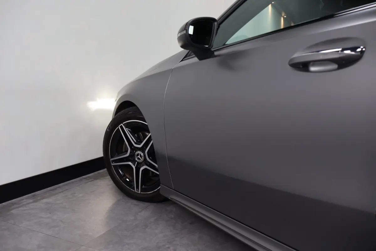 AKlasse A180 | Grey Magno | Night Edition | PANO|18''