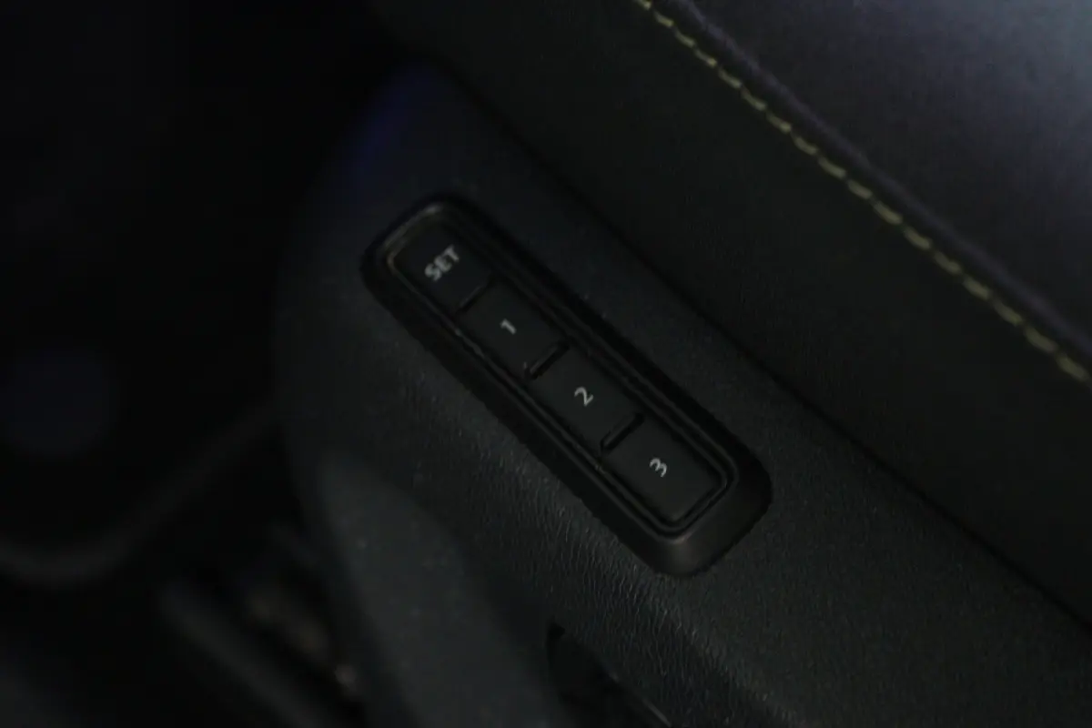 1.5 TSI MHEV Business Edition | Achteruitrijcamera | Airco separaat achter | Apple Carplay/Android Auto|telefoonintegratie premium
