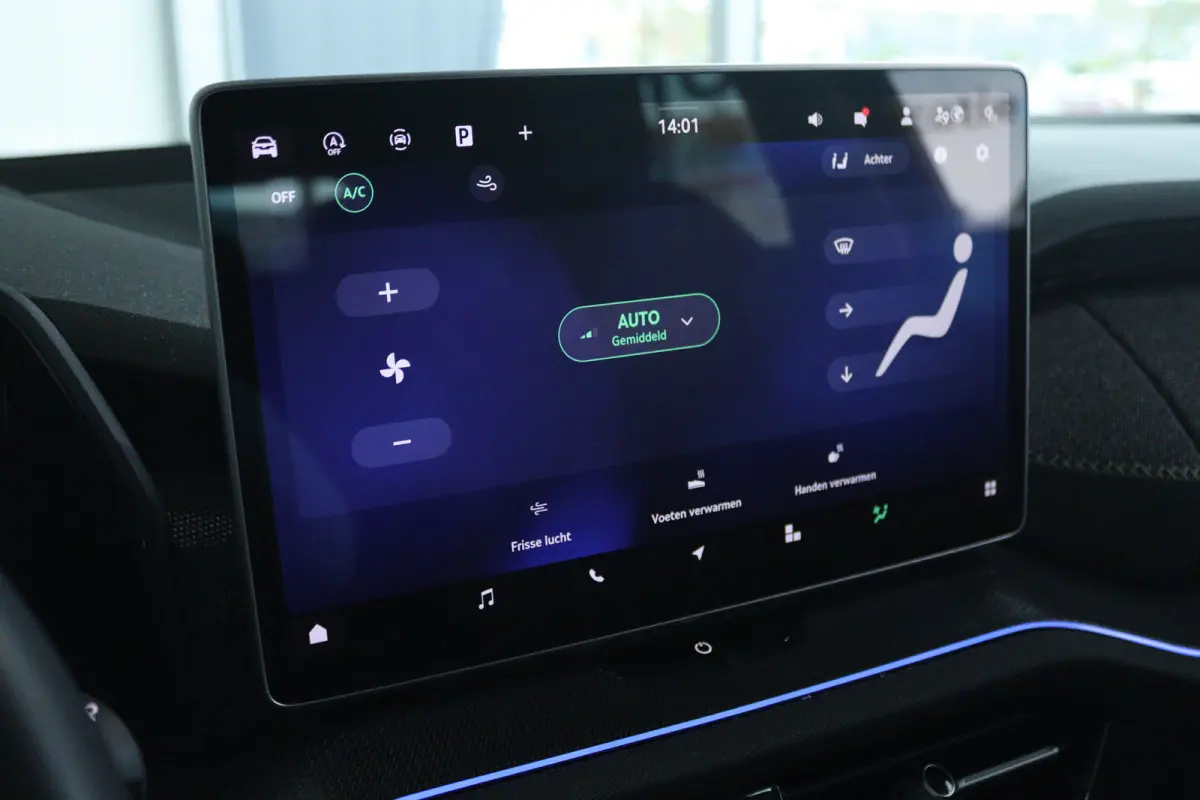 1.5 TSI MHEV Business Edition | Achteruitrijcamera | Airco separaat achter | Apple Carplay/Android Auto|telefoonintegratie premium
