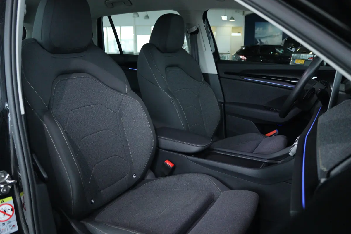1.5 TSI MHEV Business Edition | Achteruitrijcamera | Airco separaat achter | Apple Carplay/Android Auto|telefoonintegratie premium