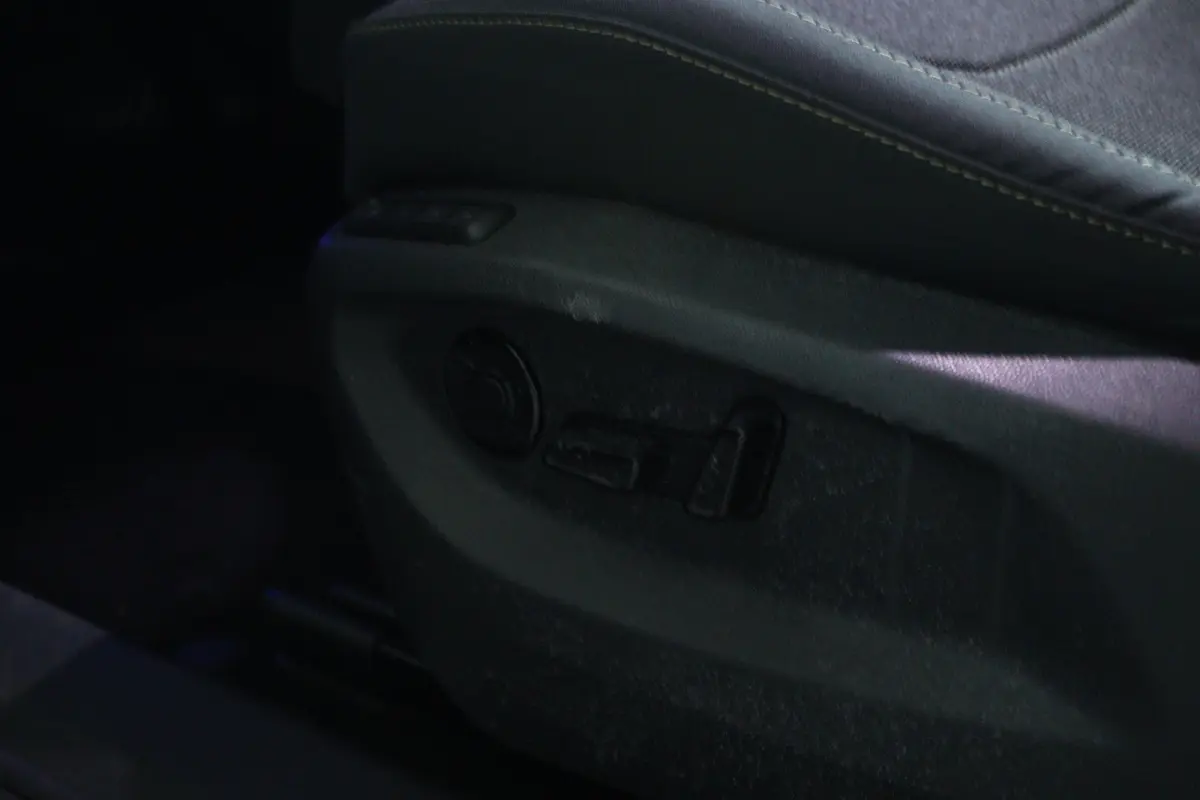 1.5 TSI MHEV Business Edition | Achteruitrijcamera | Airco separaat achter | Apple Carplay/Android Auto|telefoonintegratie premium