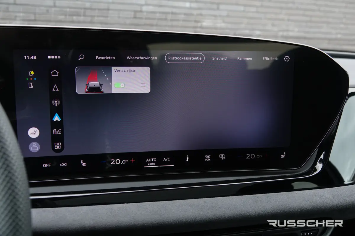 Edition One | 299Pk | quattro | S-Line | Plug-In Hybrid | 360° Camera | Spoiler pack | 22'' | Mythos Black