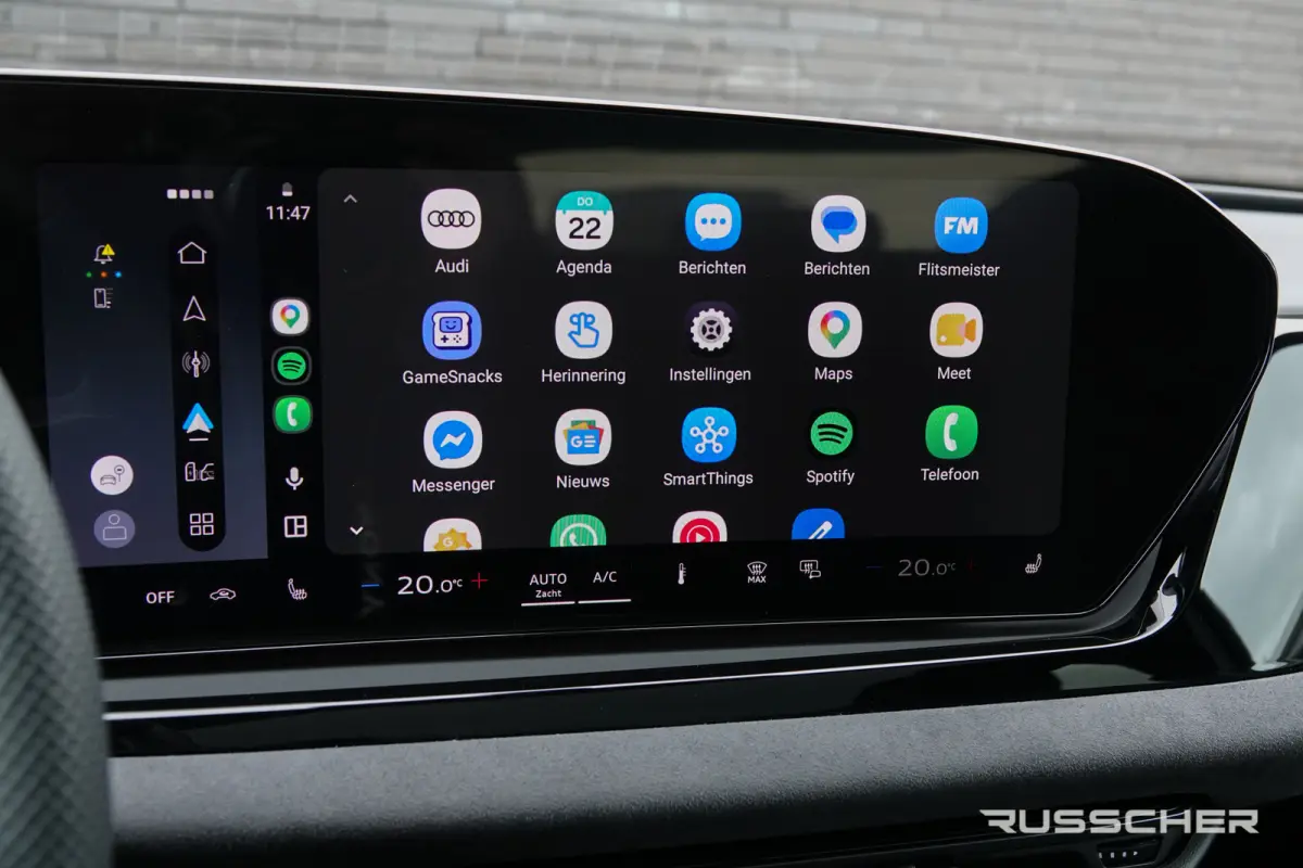 Edition One | 299Pk | quattro | S-Line | Plug-In Hybrid | 360° Camera | Spoiler pack | 22'' | Mythos Black