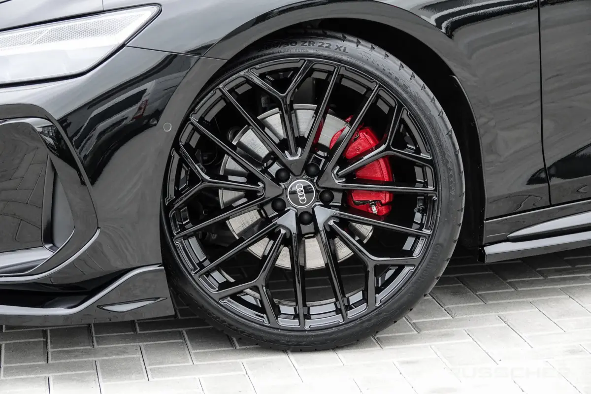 Edition One | 299Pk | quattro | S-Line | Plug-In Hybrid | 360° Camera | Spoiler pack | 22'' | Mythos Black