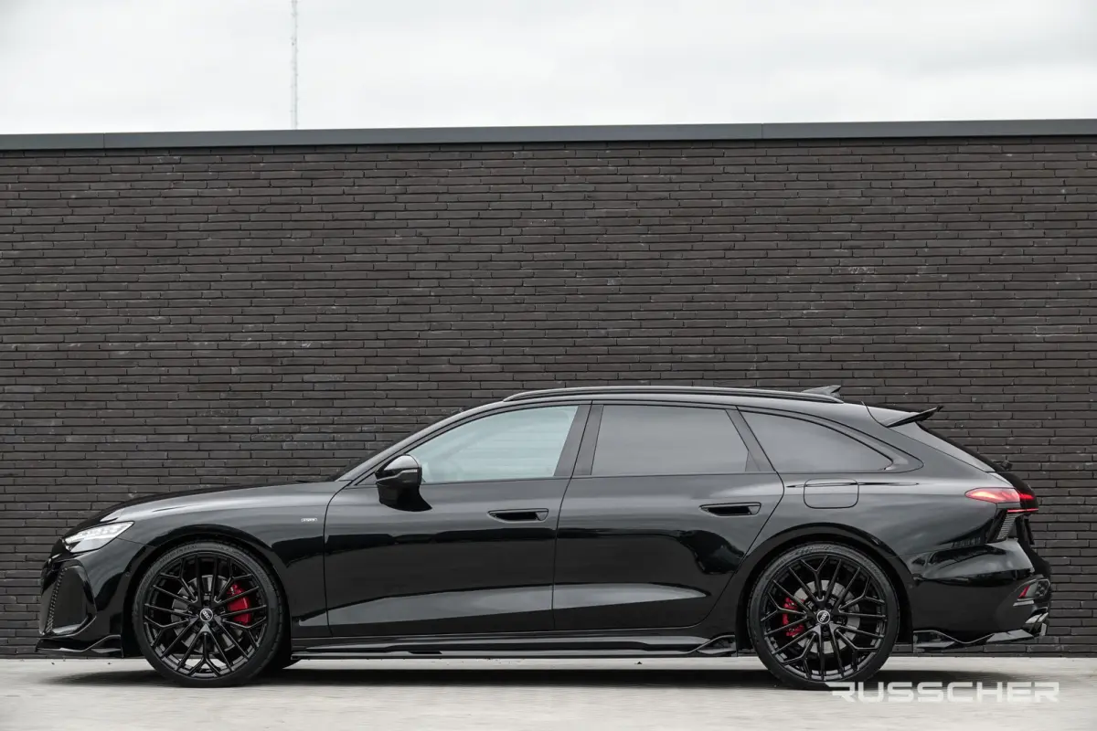 Edition One | 299Pk | quattro | S-Line | Plug-In Hybrid | 360° Camera | Spoiler pack | 22'' | Mythos Black