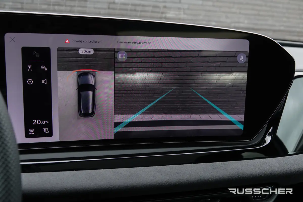 Edition One | 299Pk | quattro | S-Line | Plug-In Hybrid | 360° Camera | Spoiler pack | 22'' | Mythos Black