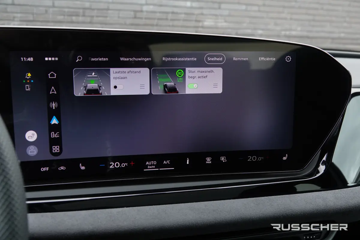 Edition One | 299Pk | quattro | S-Line | Plug-In Hybrid | 360° Camera | Spoiler pack | 22'' | Mythos Black