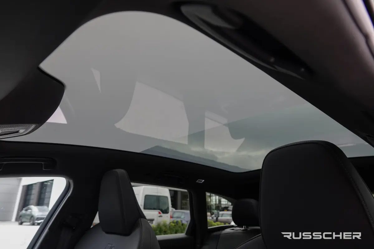 Edition One | 299Pk | quattro | S-Line | Plug-In Hybrid | 360° Camera | Spoiler pack | 22'' | Mythos Black