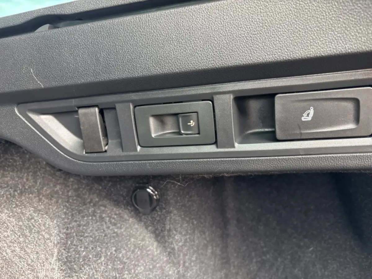 2.0 TDI DSG AMBITION PANO-DAK/TREKHAAK/PDC/ACC/STOEL+STUURVERW