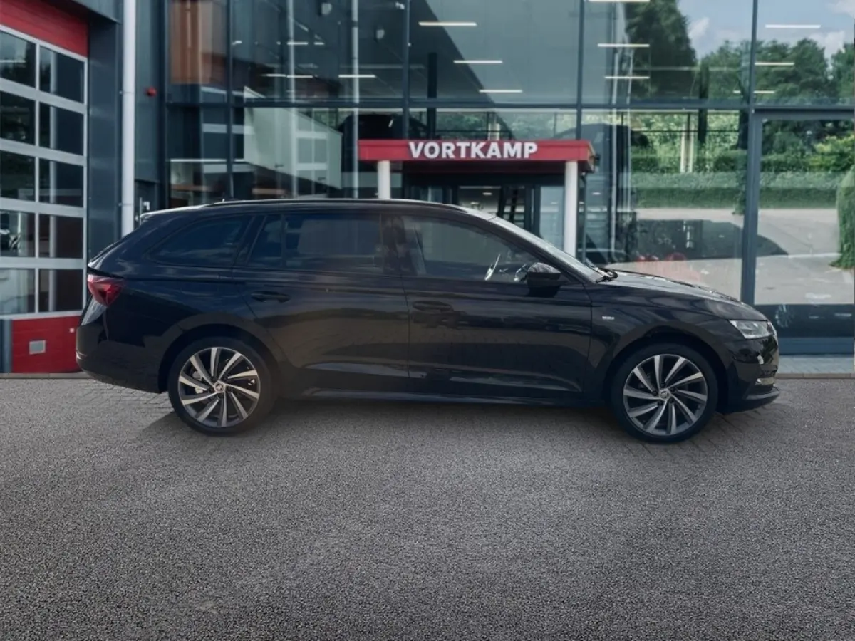 2.0 TDI DSG AMBITION PANO-DAK/TREKHAAK/PDC/ACC/STOEL+STUURVERW