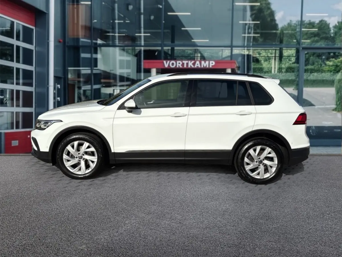 2.0 TDI 4MOTION LIFE PDC/ACC/STANDKACHEL/STOEL+STUURVERW/NAVI