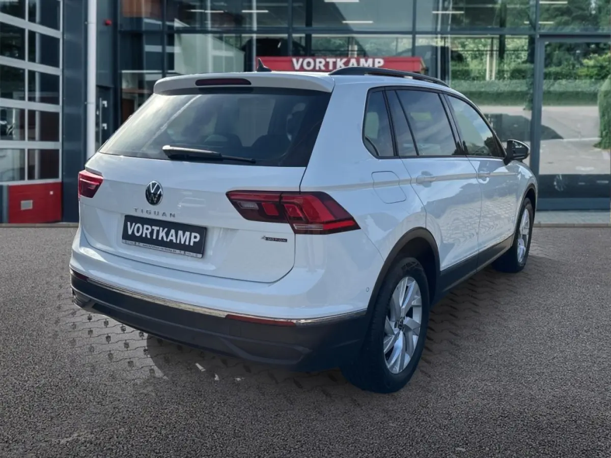 2.0 TDI 4MOTION LIFE PDC/ACC/STANDKACHEL/STOEL+STUURVERW/NAVI