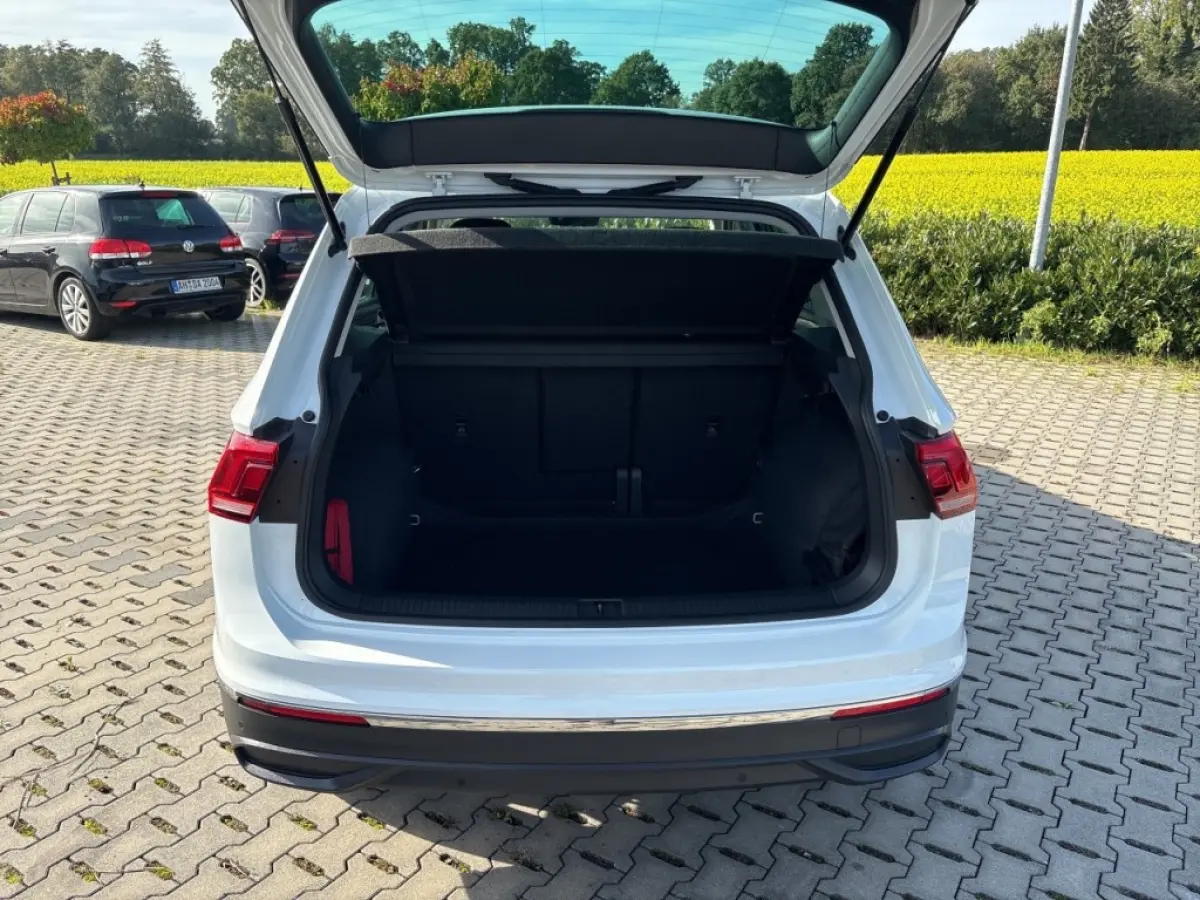 2.0 TDI 4MOTION LIFE PDC/ACC/STANDKACHEL/STOEL+STUURVERW/NAVI