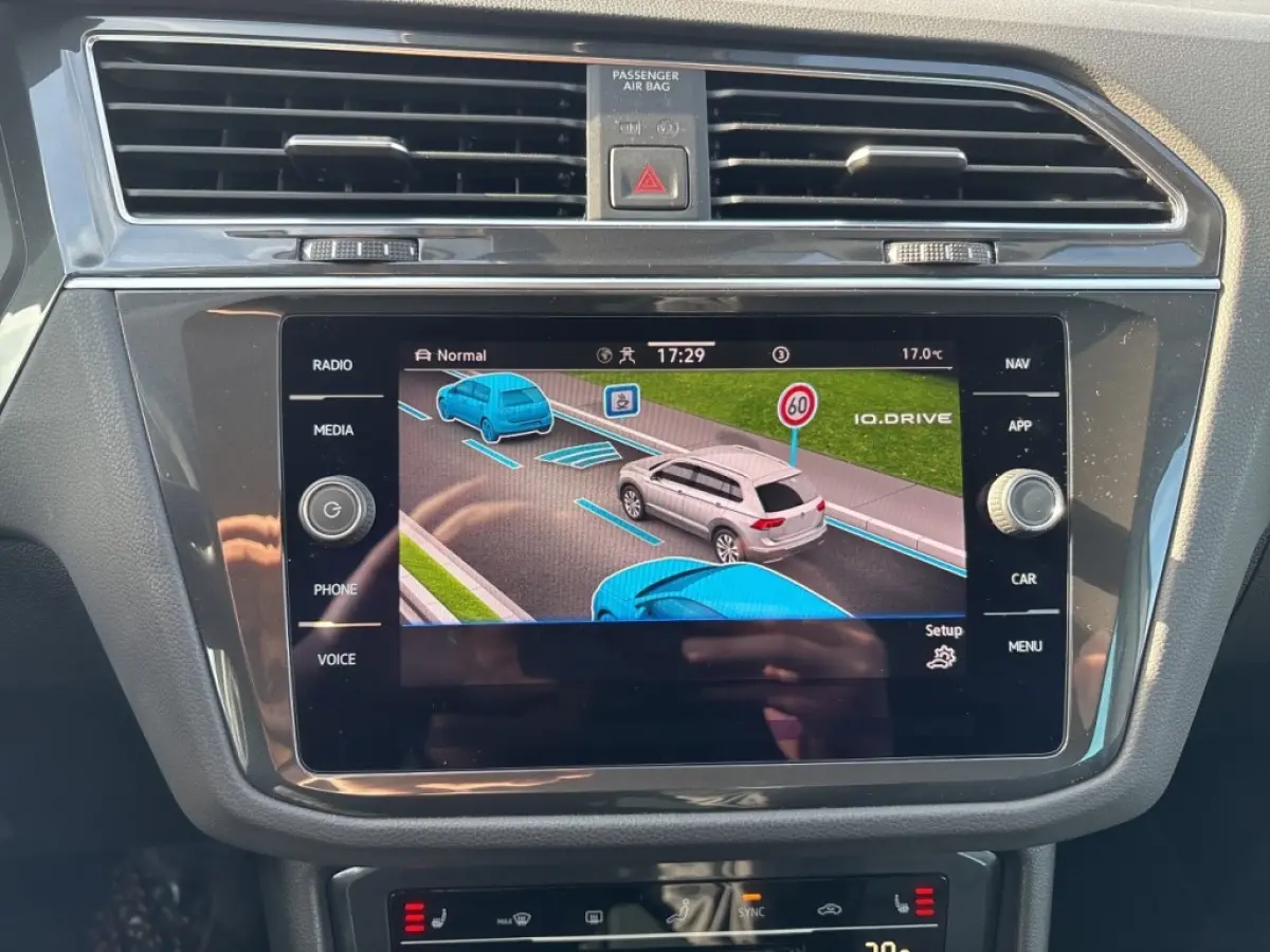 2.0 TDI 4MOTION LIFE PDC/ACC/STANDKACHEL/STOEL+STUURVERW/NAVI