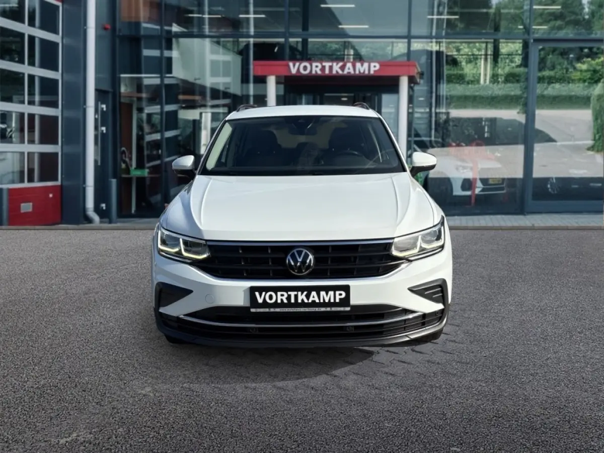 2.0 TDI 4MOTION LIFE PDC/ACC/STANDKACHEL/STOEL+STUURVERW/NAVI