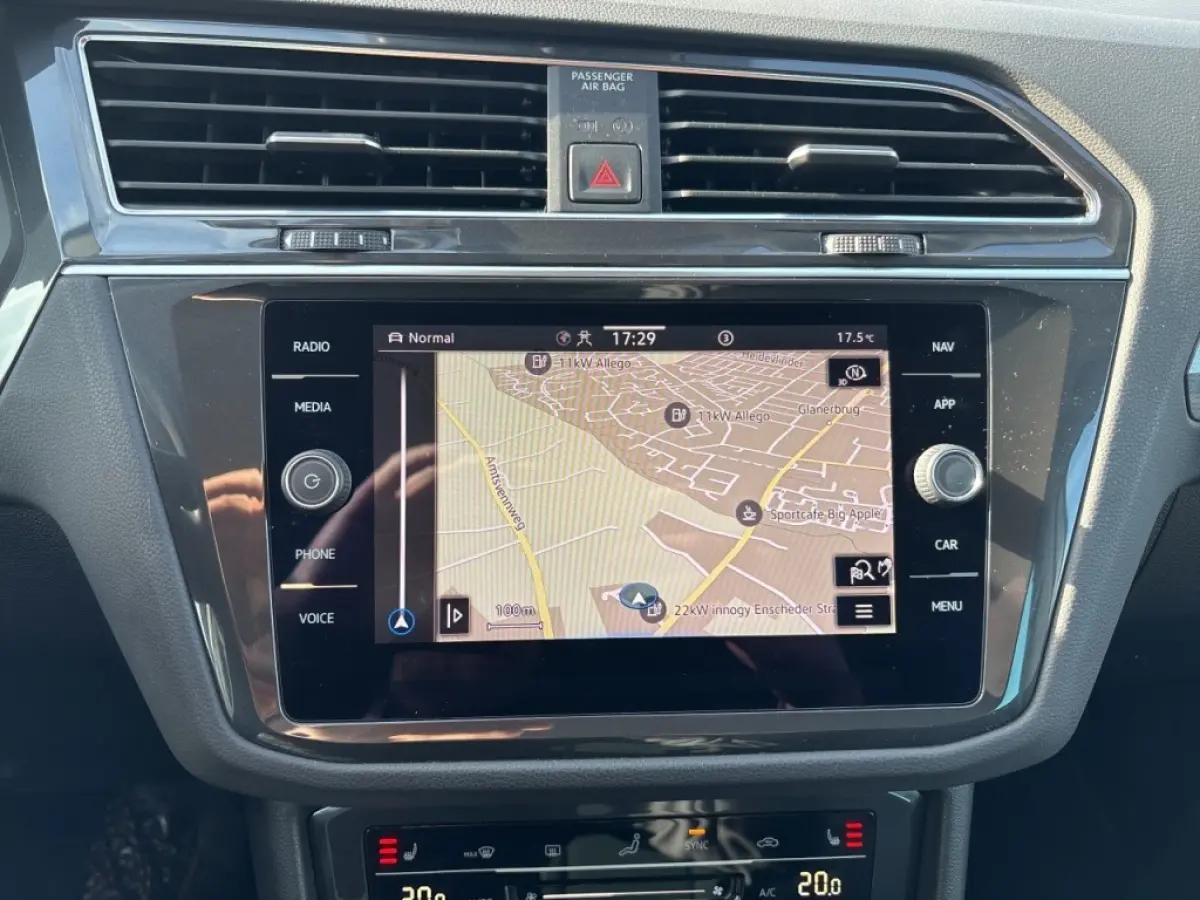 2.0 TDI 4MOTION LIFE PDC/ACC/STANDKACHEL/STOEL+STUURVERW/NAVI