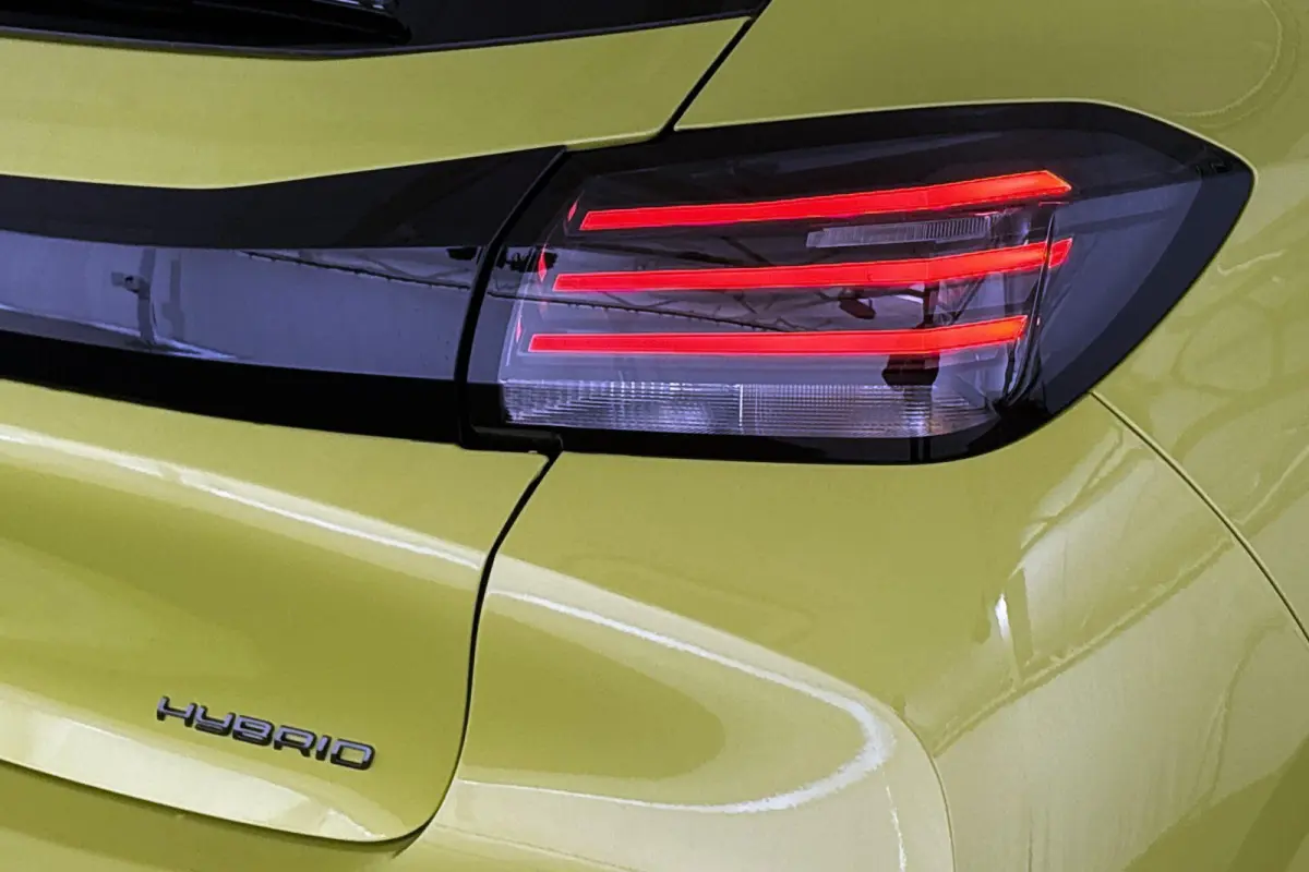 1.2 Hybrid 110 e-DCS6 Allure Camera Dodehoek Adaptive Cruise