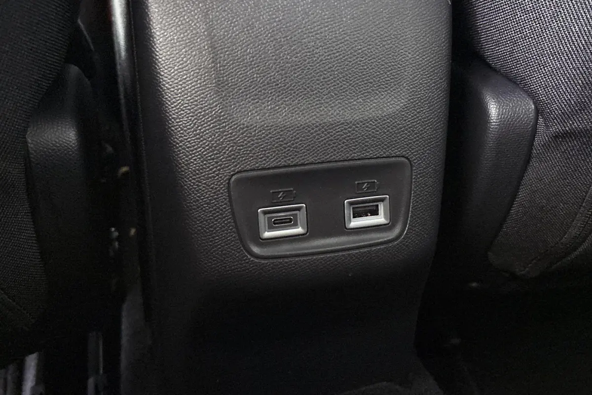 1.2 Hybrid 110 e-DCS6 Allure Camera Dodehoek Adaptive Cruise