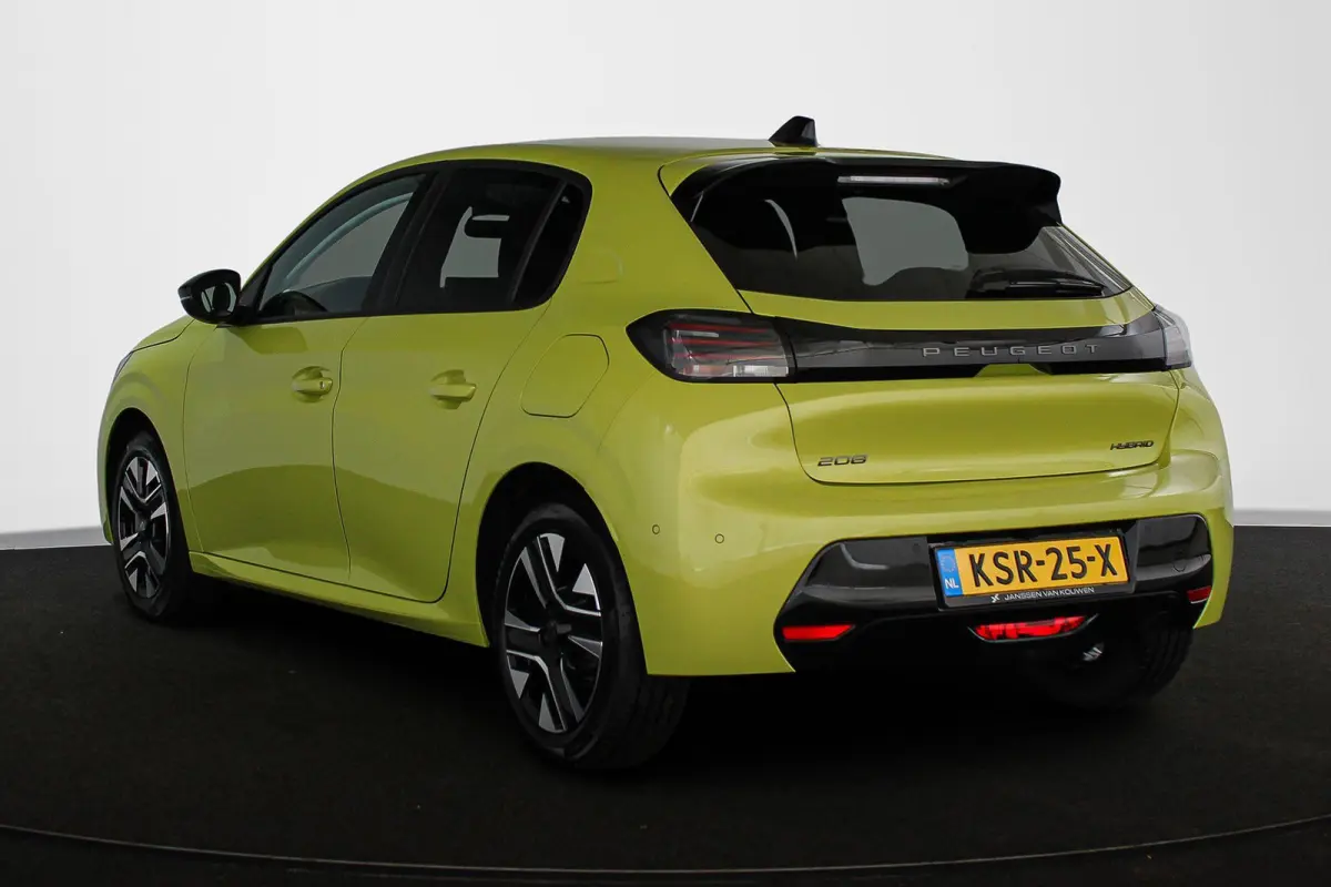 1.2 Hybrid 110 e-DCS6 Allure Camera Dodehoek Adaptive Cruise