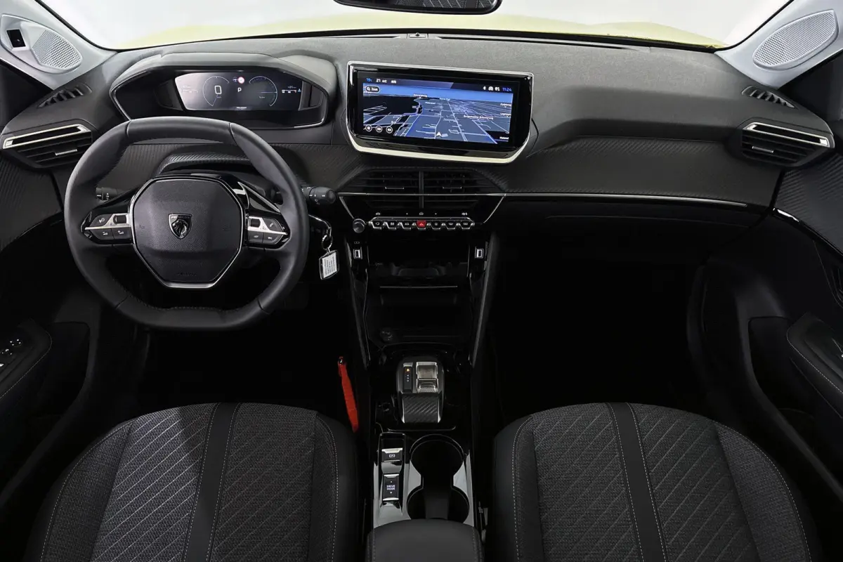 1.2 Hybrid 110 e-DCS6 Allure Camera Dodehoek Adaptive Cruise