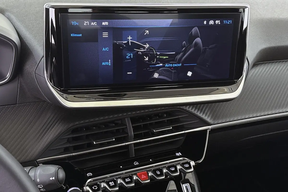 1.2 Hybrid 110 e-DCS6 Allure Camera Dodehoek Adaptive Cruise