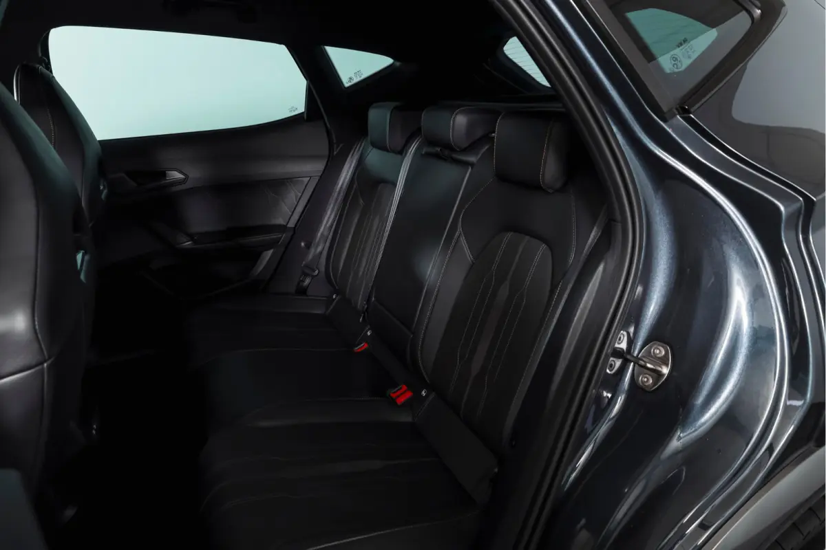 1.4 e-Hybrid 245 PK VZ Performance | Elek. Trekhaak | Dig. Cockpit | Adapt. Cruise | Stoel-+Stuurverw. | PDC | Camera | NAV + Carplay / Android |  LED | LM 19" |