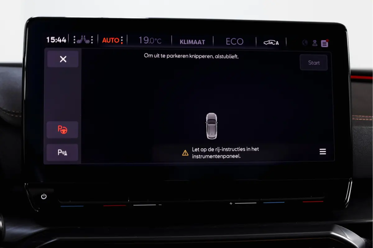 1.4 e-Hybrid 245 PK VZ Performance | Elek. Trekhaak | Dig. Cockpit | Adapt. Cruise | Stoel-+Stuurverw. | PDC | Camera | NAV + Carplay / Android |  LED | LM 19" |