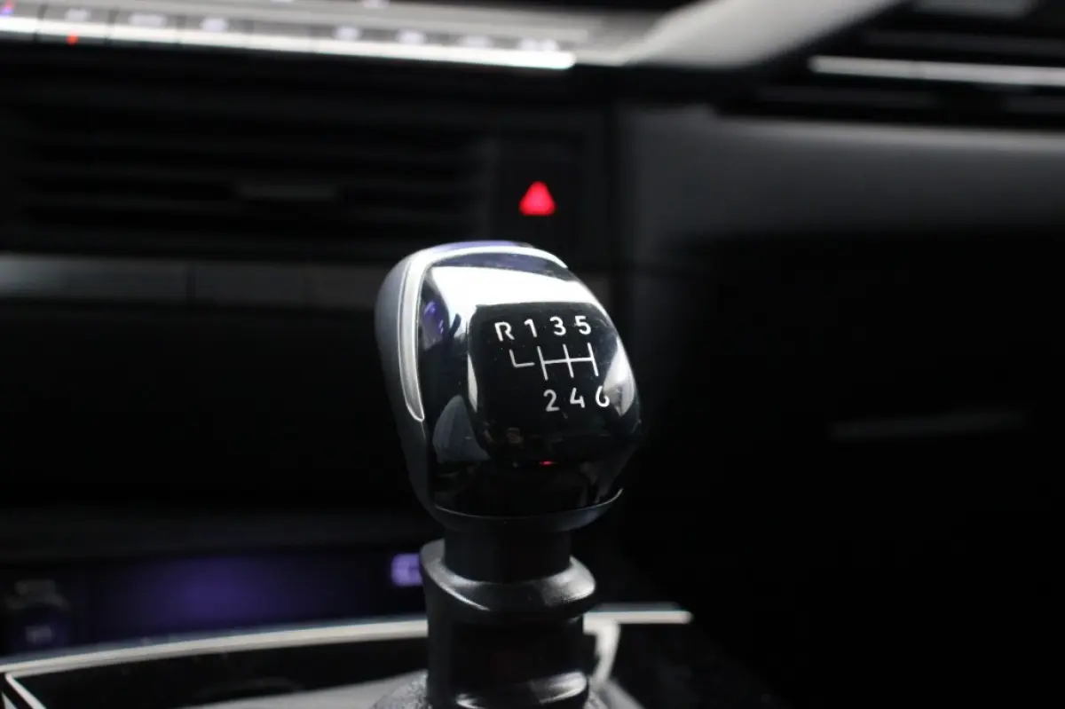 1.2 Edition - Digitaal Cockpit, Carplay, Cruise