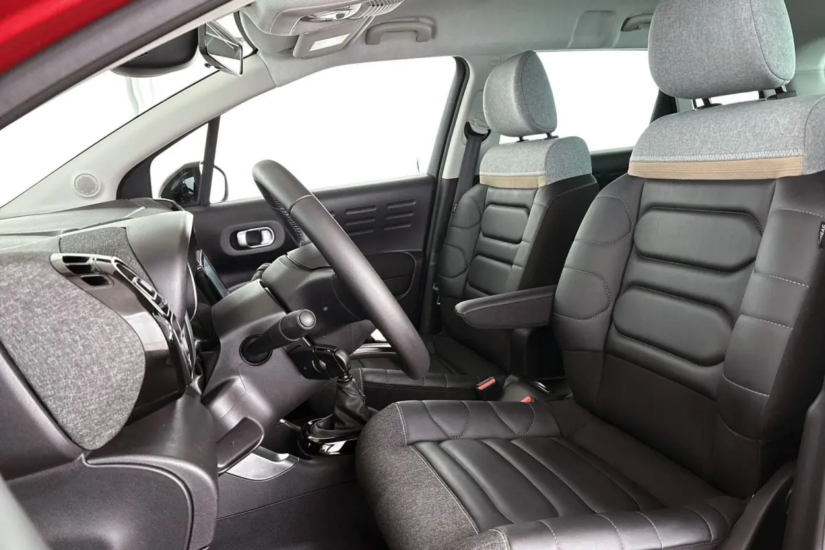 1.2 PureTech S&S Shine Keyless Apple CarPlay