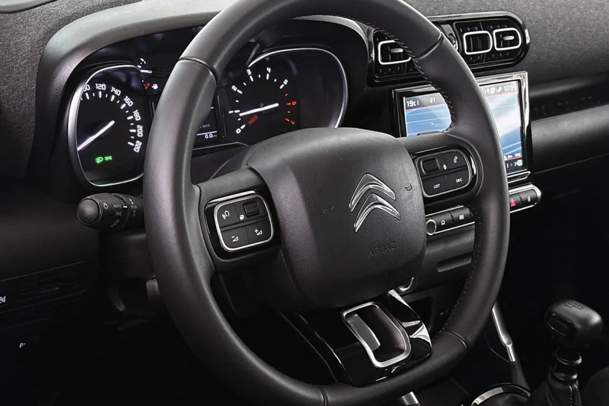 1.2 PureTech S&S Shine Keyless Apple CarPlay