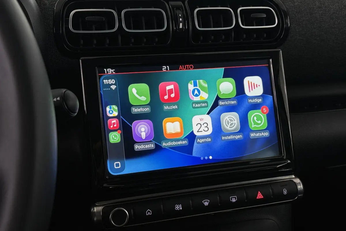 1.2 PureTech S&S Shine Keyless Apple CarPlay