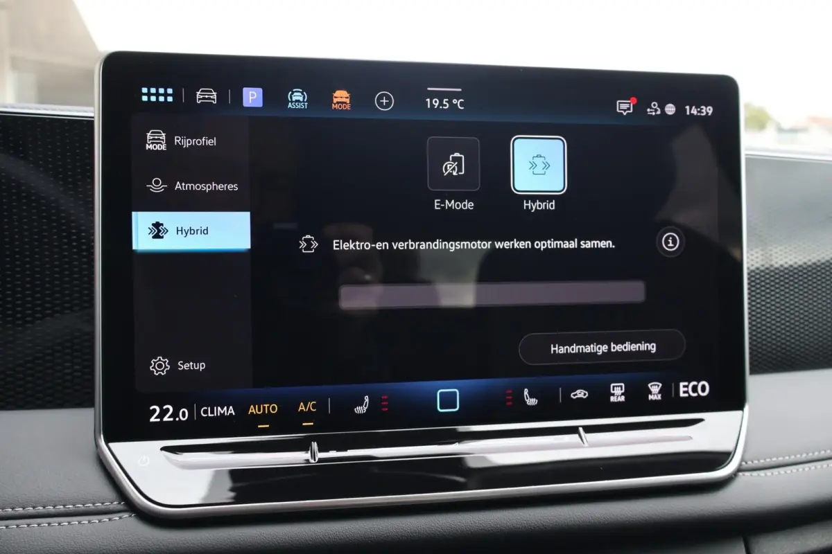 1.5 eHybrid 204pk Life Edition | SoH 100% | Trekhaak | 360 Camera | Navigatie | Stoel & Stuurverwarming