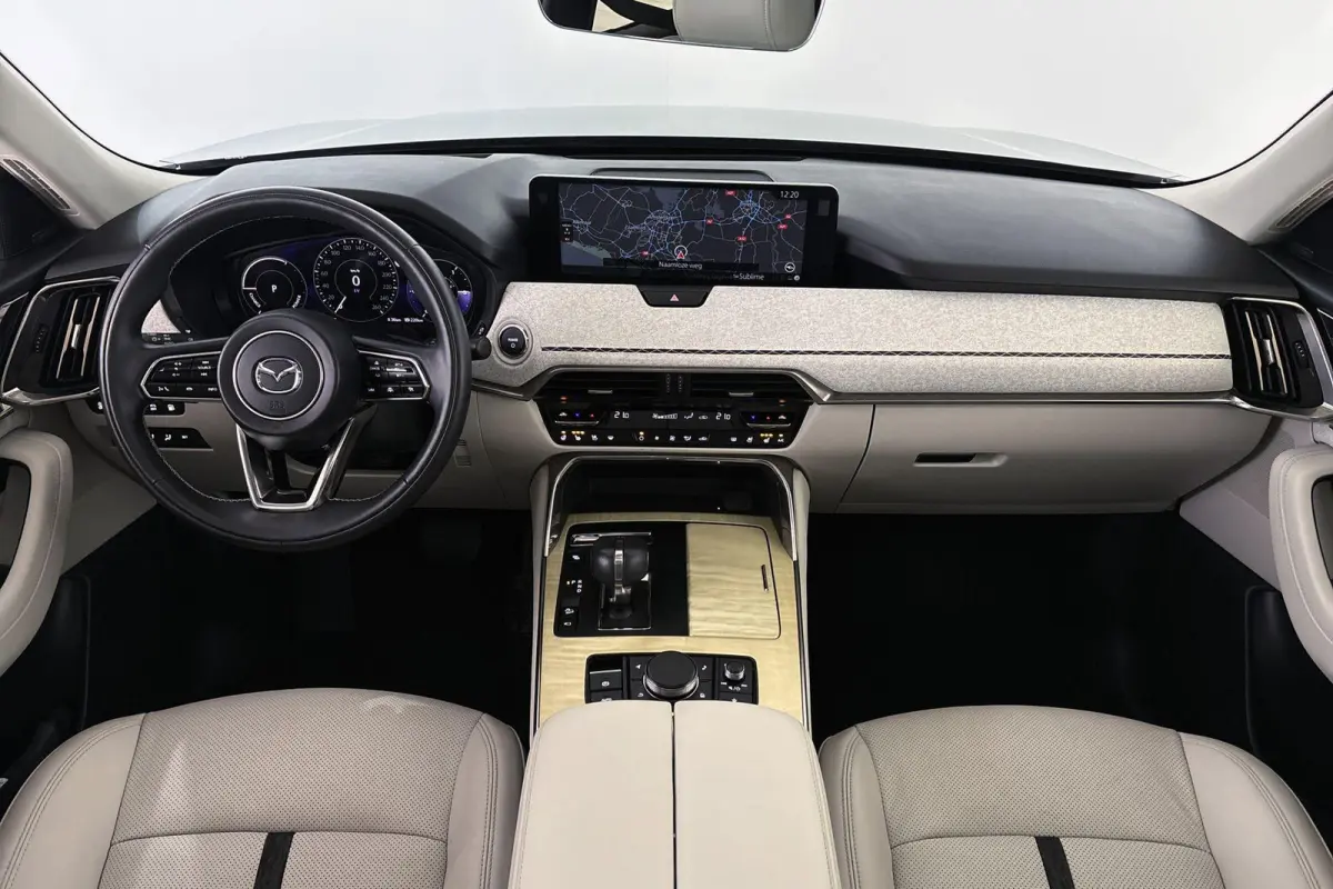 2.5 e-SkyActiv PHEV Takumi Pano 360 Trekhaak Head-Up Winterpakket Stoelventilatie