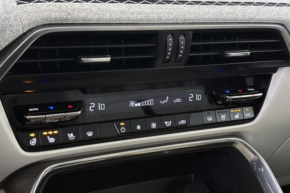2.5 e-SkyActiv PHEV Takumi Pano 360 Trekhaak Head-Up Winterpakket Stoelventilatie