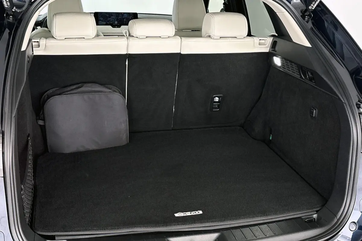 2.5 e-SkyActiv PHEV Takumi Pano 360 Trekhaak Head-Up Winterpakket Stoelventilatie