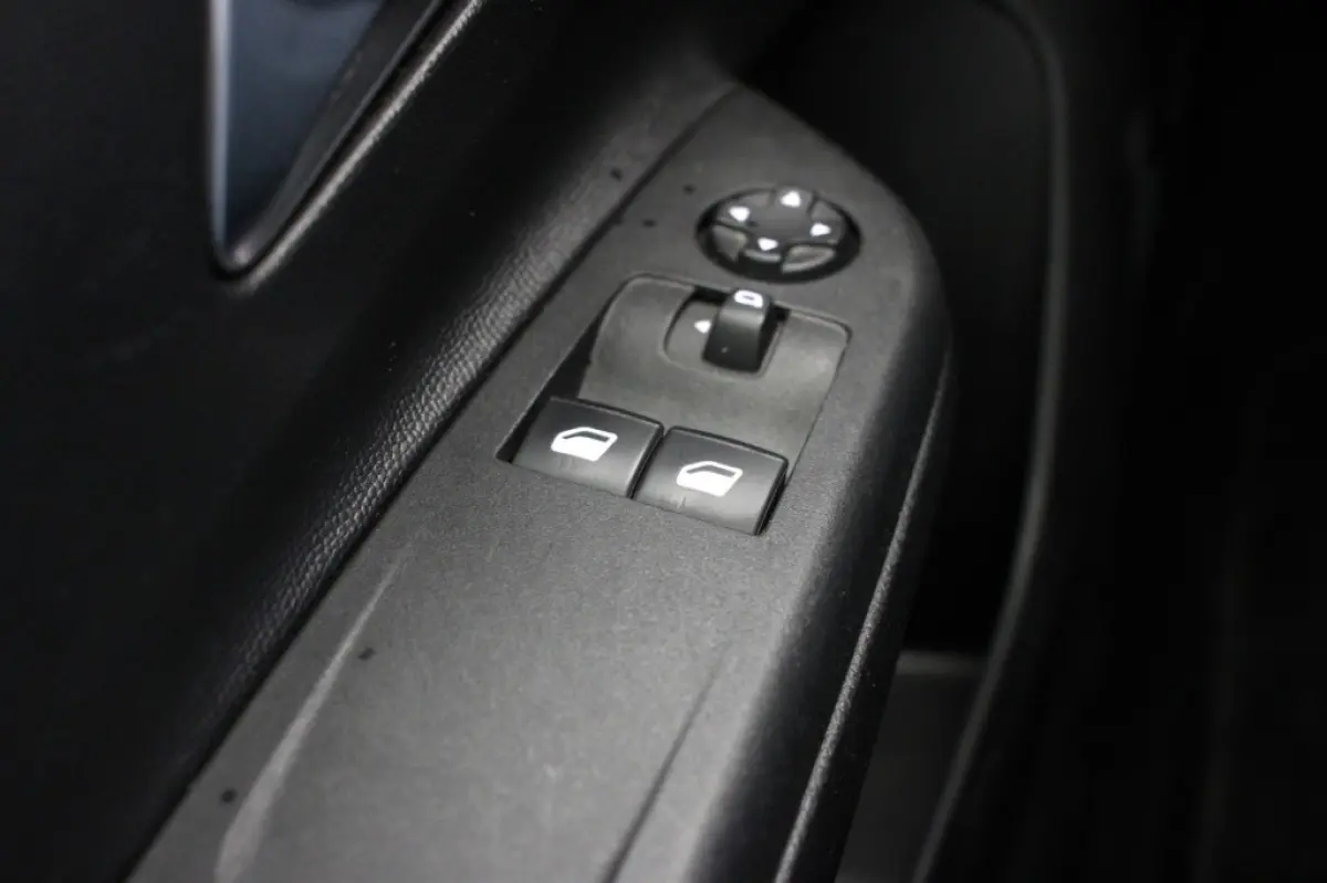 1.2 Edition - Carplay, Cruise, Lichtmetalen Velgen