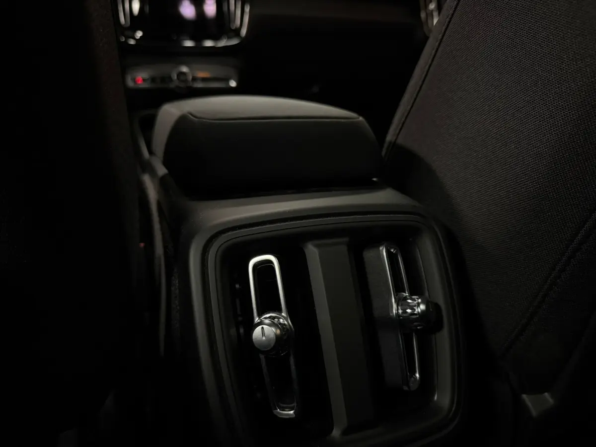 Single Motor Extended Range Ultimate 82 kWh | 100% SoH | Schuifdak | 360° Camera | All Season banden | Harman Kardon | Adaptieve Cruise Control | Bestuurdersstoel elektrisch geheugen | Stoe