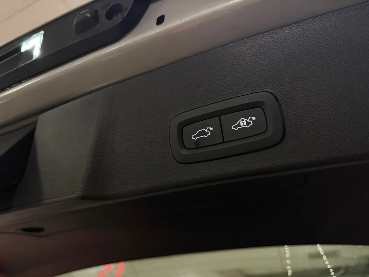 Single Motor Extended Range Ultimate 82 kWh | 100% SoH | Schuifdak | 360° Camera | All Season banden | Harman Kardon | Adaptieve Cruise Control | Bestuurdersstoel elektrisch geheugen | Stoe