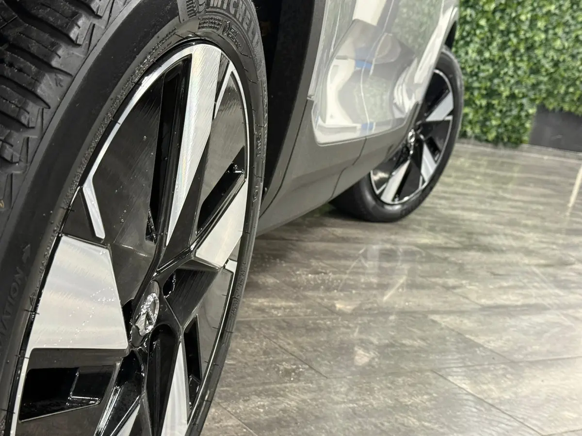 Single Motor Extended Range Ultimate 82 kWh | 100% SoH | Schuifdak | 360° Camera | All Season banden | Harman Kardon | Adaptieve Cruise Control | Bestuurdersstoel elektrisch geheugen | Stoe