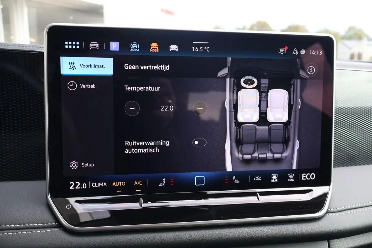 1.5 eHybrid 204pk Life Edition | SoH 99% | Trekhaak | 360 Camera | Stuur & Stoelverwarming Voor & Achter | Keyless