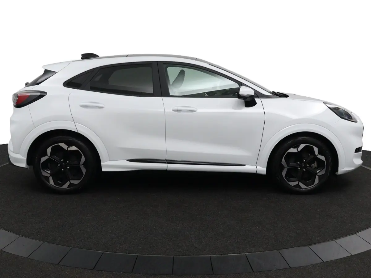 Premium 47 kWh | Panoramadak | Adaptive Cruise | BLIS | Winterpack | B&O Audio | Elektrische Achterklep