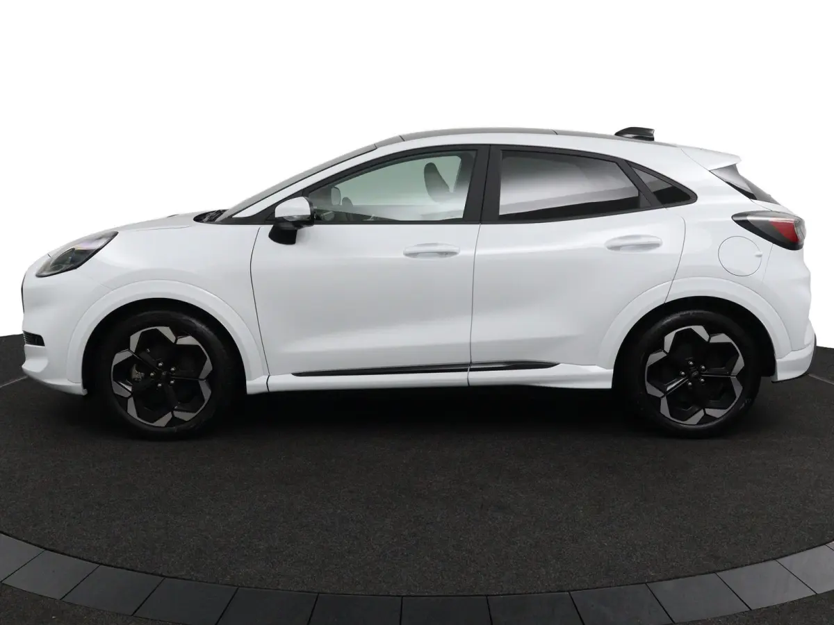 Premium 47 kWh | Panoramadak | Adaptive Cruise | BLIS | Winterpack | B&O Audio | Elektrische Achterklep