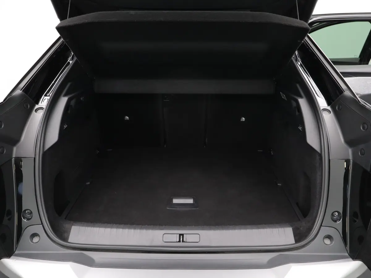 1.2 Hybrid 145 GT | Draadloze Carplay | Camera | Stoelverwarming | Stuurwielverwarming | PDC V+A | Keyless | Cruise Control Adaptief | Elek. Kofferklepbediening | 19" Lichtmetalen Velgen | N