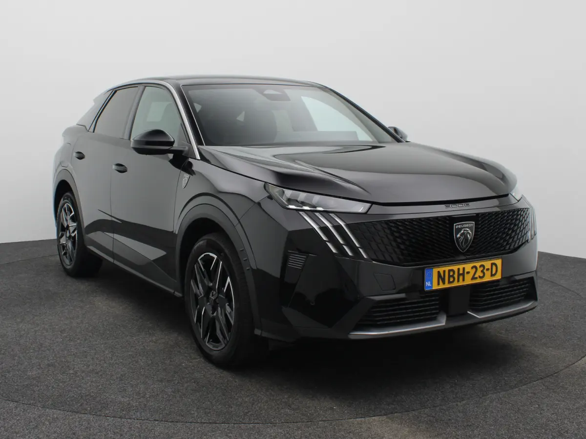 1.2 Hybrid 145 GT | Draadloze Carplay | Camera | Stoelverwarming | Stuurwielverwarming | PDC V+A | Keyless | Cruise Control Adaptief | Elek. Kofferklepbediening | 19" Lichtmetalen Velgen | N