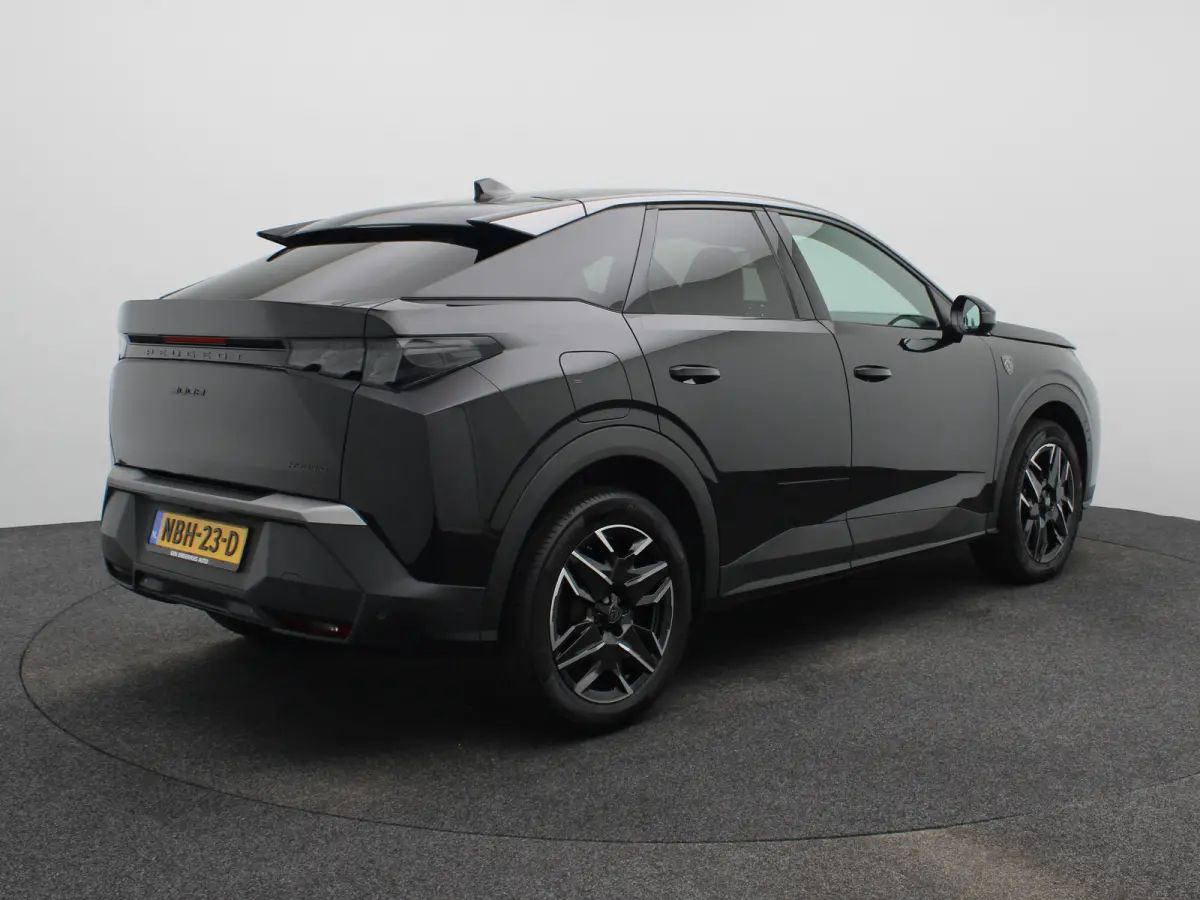 1.2 Hybrid 145 GT | Draadloze Carplay | Camera | Stoelverwarming | Stuurwielverwarming | PDC V+A | Keyless | Cruise Control Adaptief | Elek. Kofferklepbediening | 19" Lichtmetalen Velgen | N